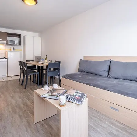 Comfort Aparthotel Les Hauts D'Annecy Buitenkant foto