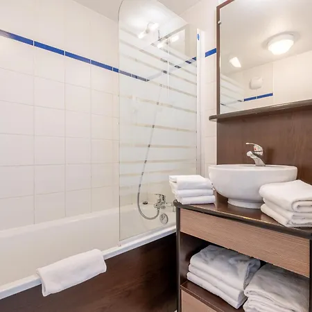 Comfort Aparthotel Les Hauts D'Annecy Buitenkant foto